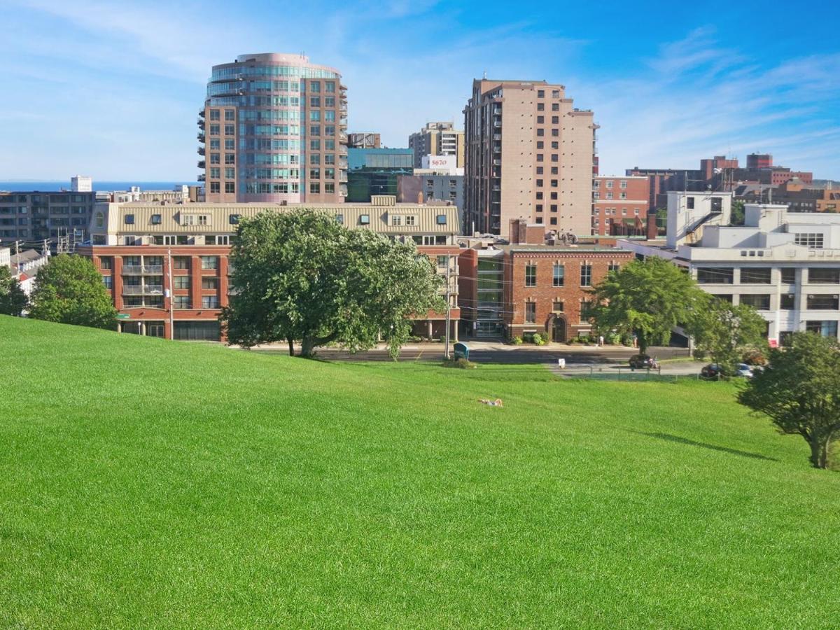 Convenient Downtown Location Apartment Halifax Exterior photo